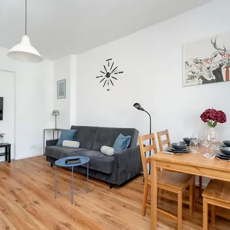 Konarskiego Blisko Jeziora Maltanskiego By Renters Appartement