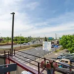 Konarskiego Blisko Jeziora Maltanskiego By Renters * Poznan