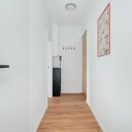 Konarskiego Blisko Jeziora Maltanskiego By Renters Apartment *